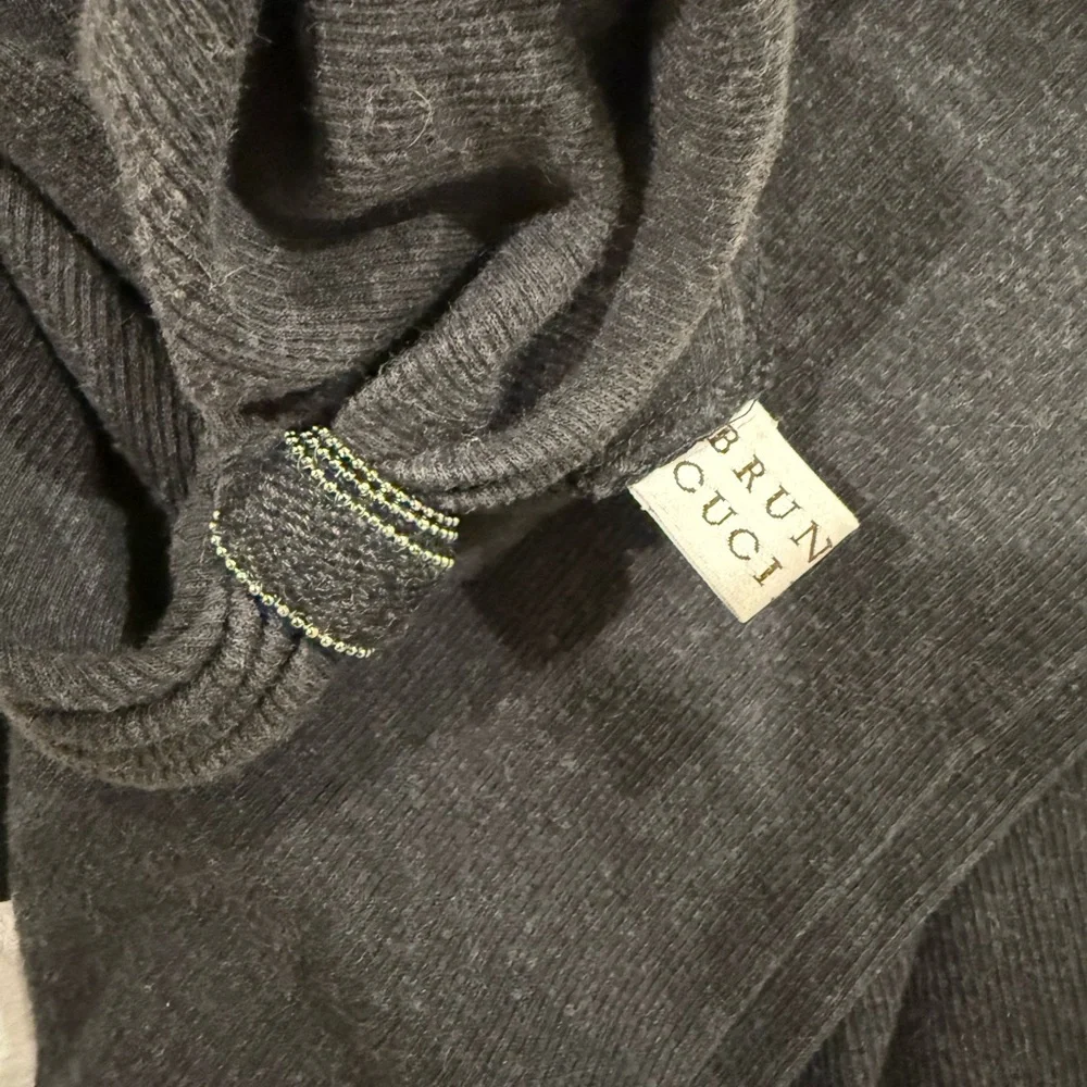 Brunello Cucinelli Asymmetrical Mock Neck Size L (fits like a M) - Picture 4 of 9